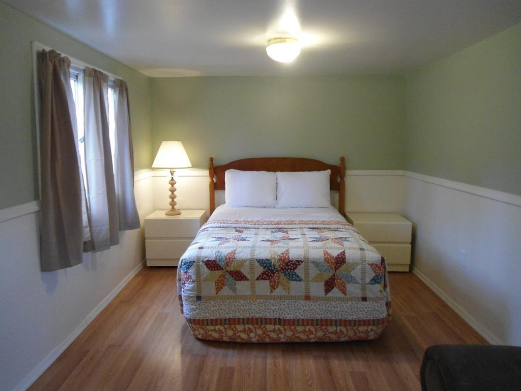 Flower Field Inn And Cottages Stroudsburg Habitación foto